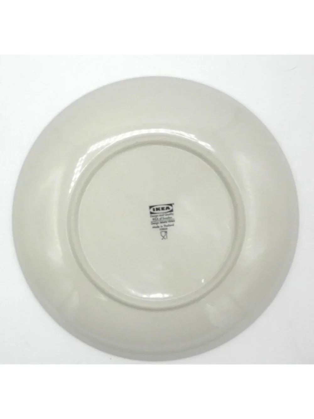SET OF 6 - IKEA  9 inch Glossy Beige Luncheon/Salad Plates Maria Vinka 10866.